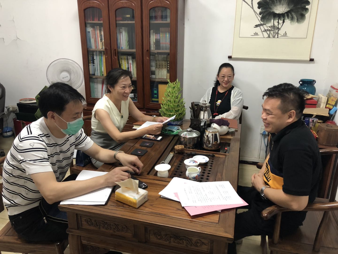 落實人才政策 助推企業(yè)發(fā)展 ——硚口區(qū)科技局考察民建會員企業(yè)側(cè)記(圖1)